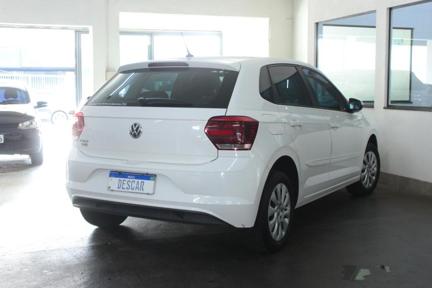 VOLKSWAGEN Polo Hatch - Foto