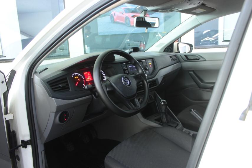 VOLKSWAGEN Polo Hatch - Foto