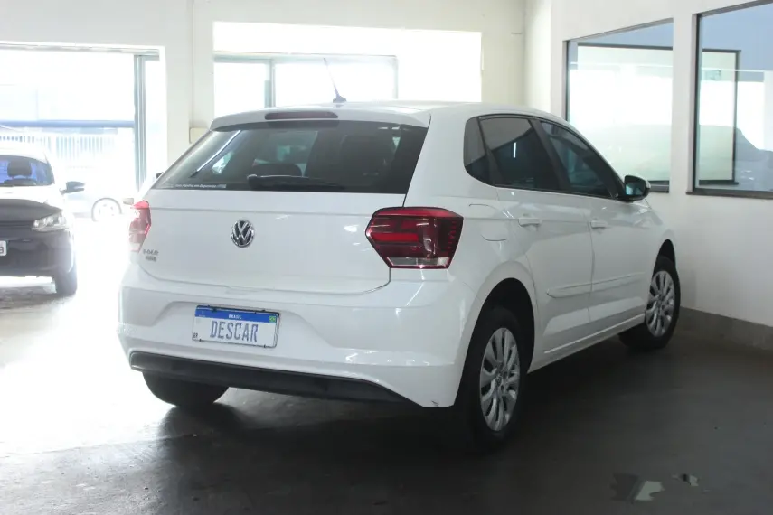 VOLKSWAGEN Polo Hatch - Foto