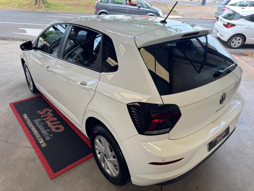 VOLKSWAGEN Polo Hatch - Foto