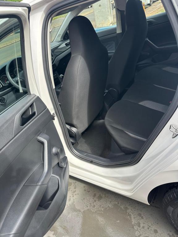 VOLKSWAGEN Polo Hatch - Foto