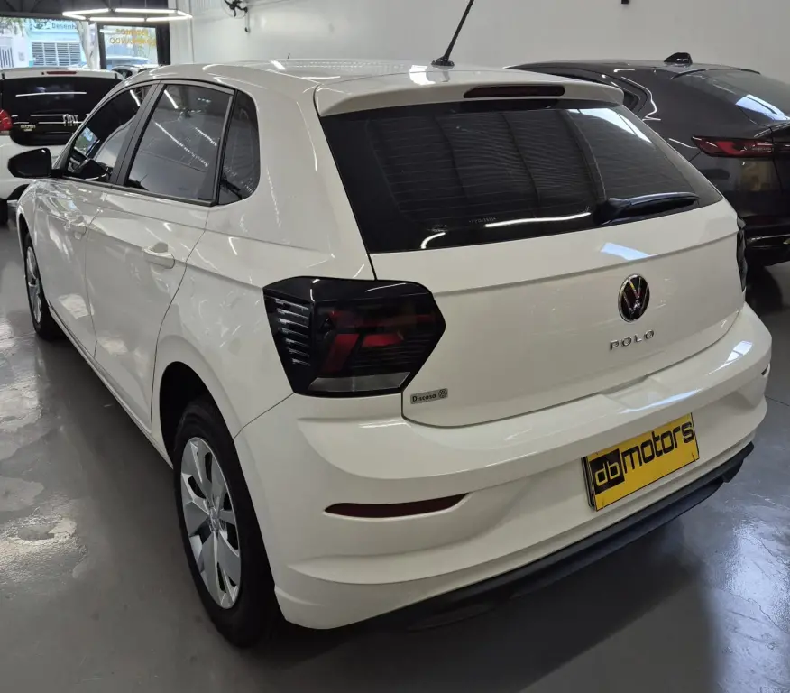 VOLKSWAGEN Polo Hatch - Foto