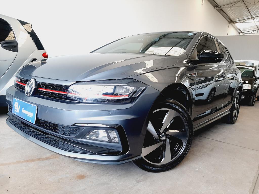 VOLKSWAGEN Polo Hatch - Foto