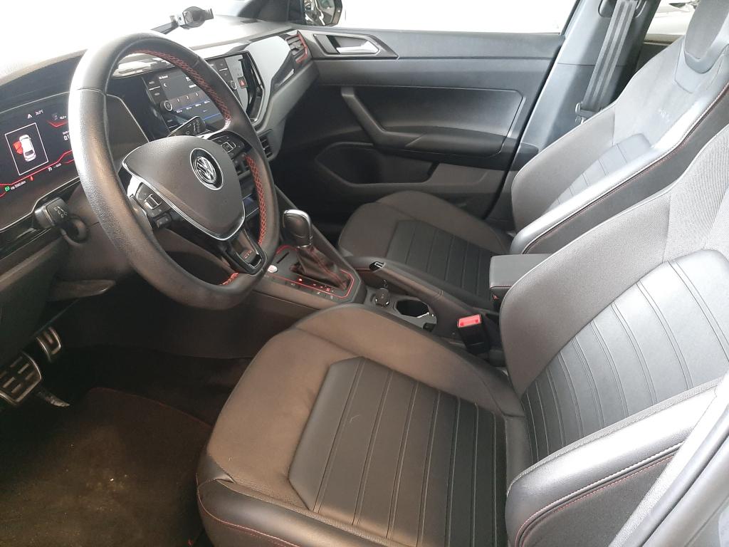 VOLKSWAGEN Polo Hatch - Foto