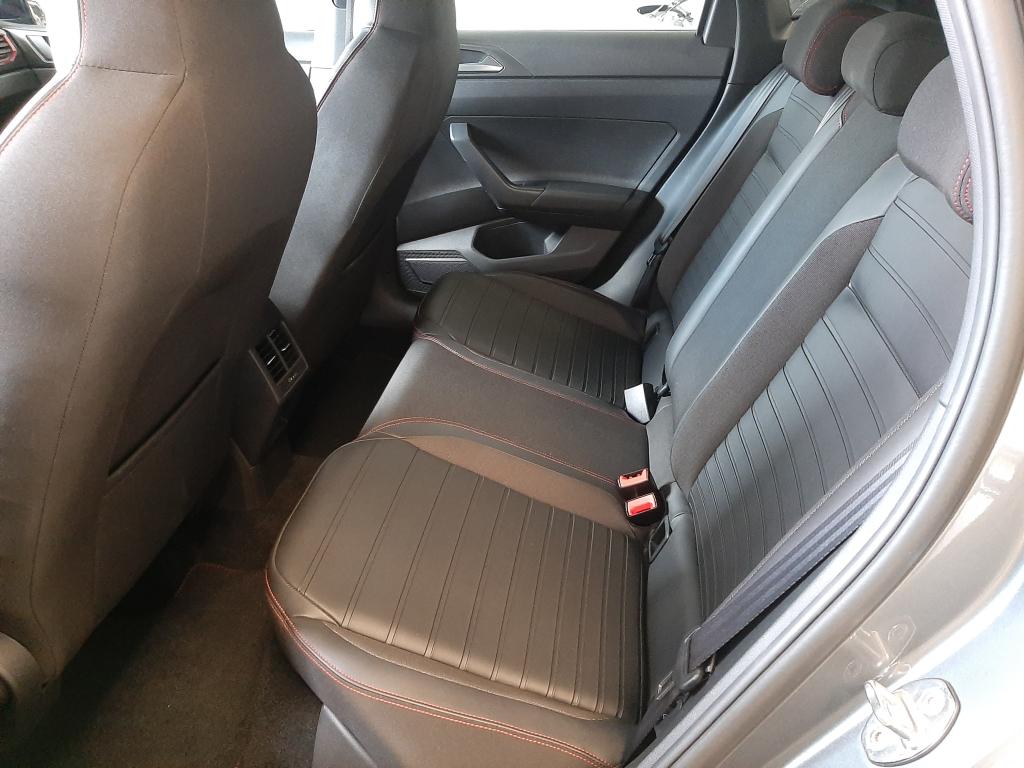 VOLKSWAGEN Polo Hatch - Foto