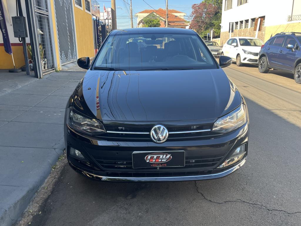 VOLKSWAGEN Polo Hatch - Foto