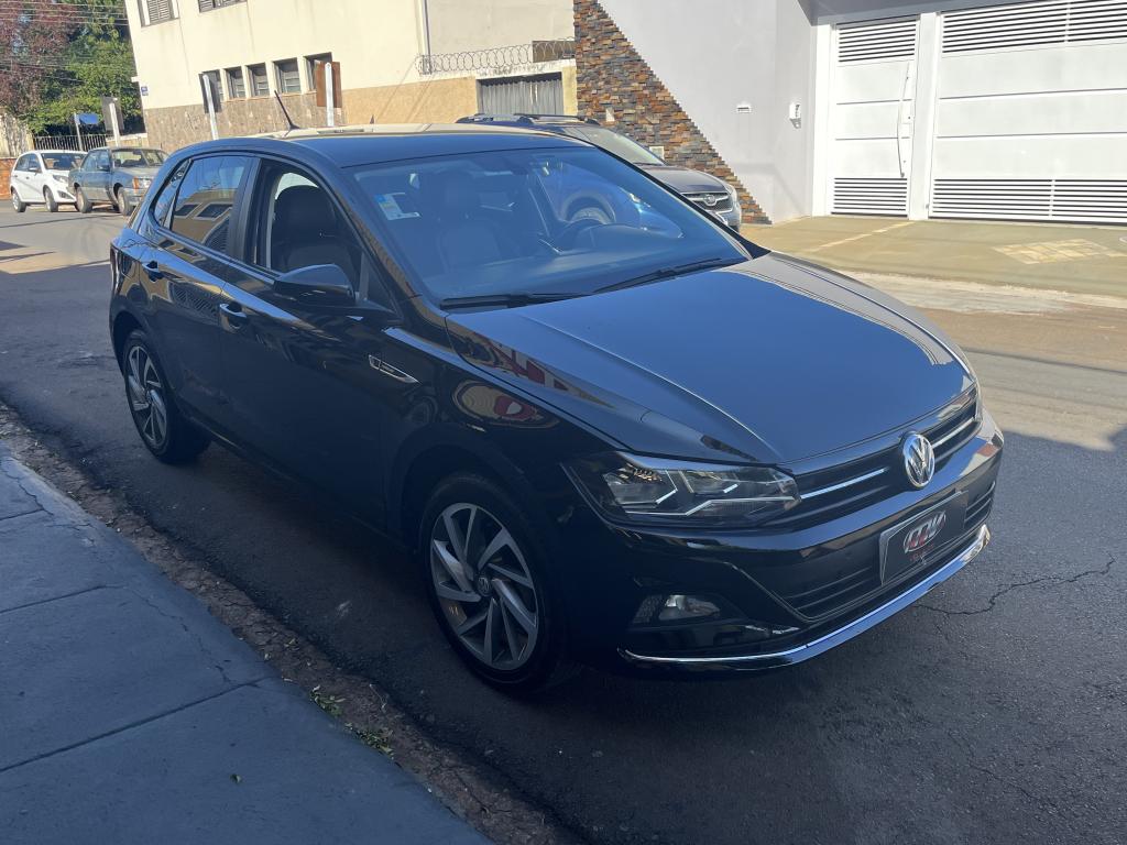 VOLKSWAGEN Polo Hatch - Foto