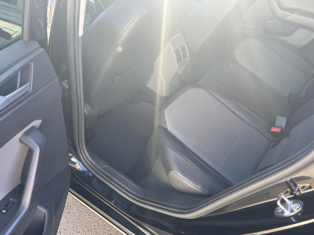 VOLKSWAGEN Polo Hatch - Foto