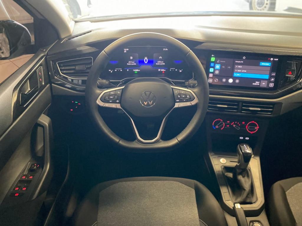 VOLKSWAGEN Polo Hatch - Foto