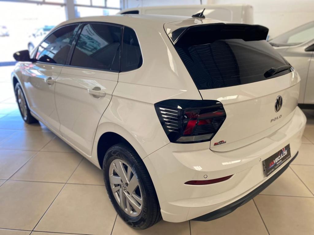 VOLKSWAGEN Polo Hatch - Foto