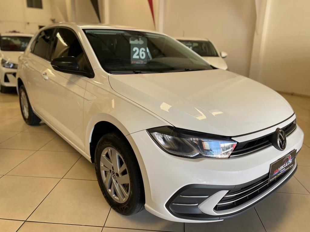 VOLKSWAGEN Polo Hatch - Foto