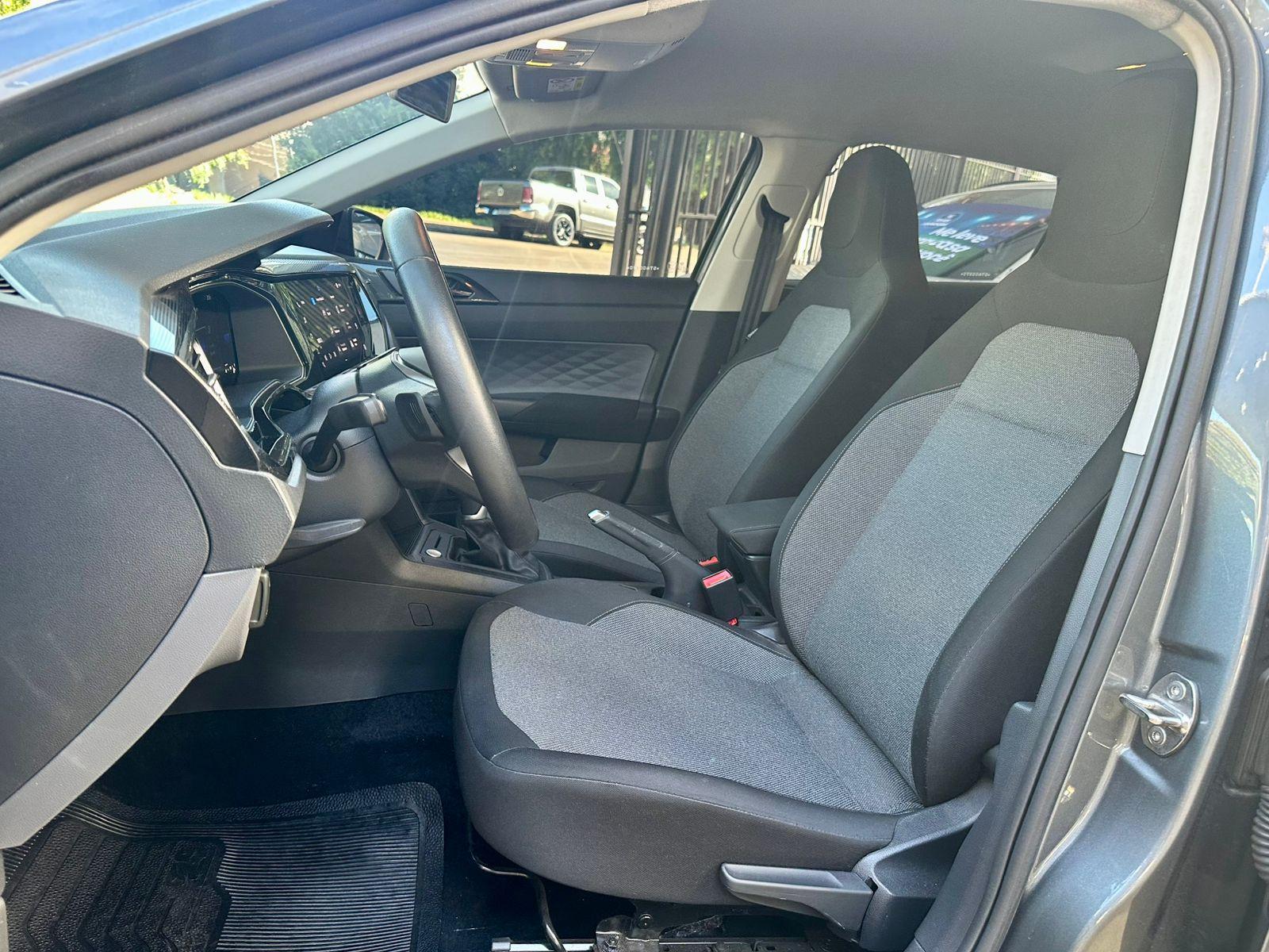 VOLKSWAGEN Polo Hatch - Foto