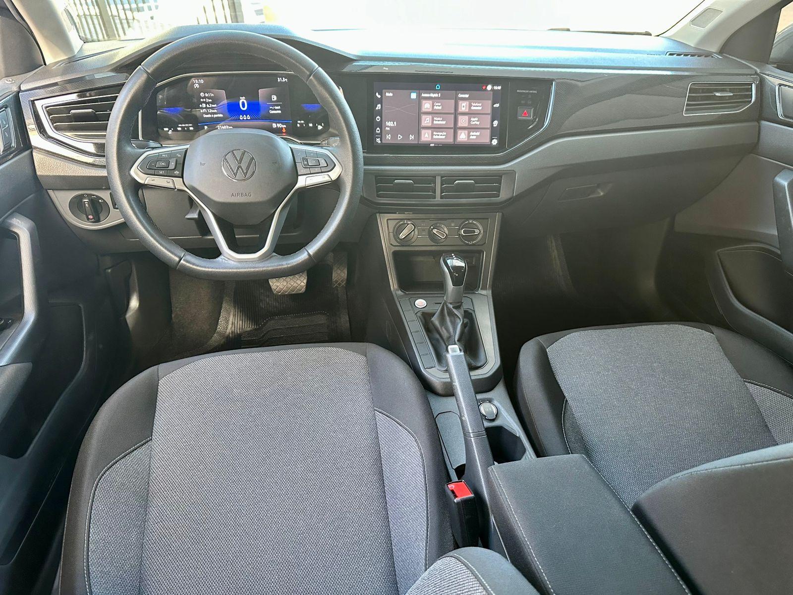 VOLKSWAGEN Polo Hatch - Foto