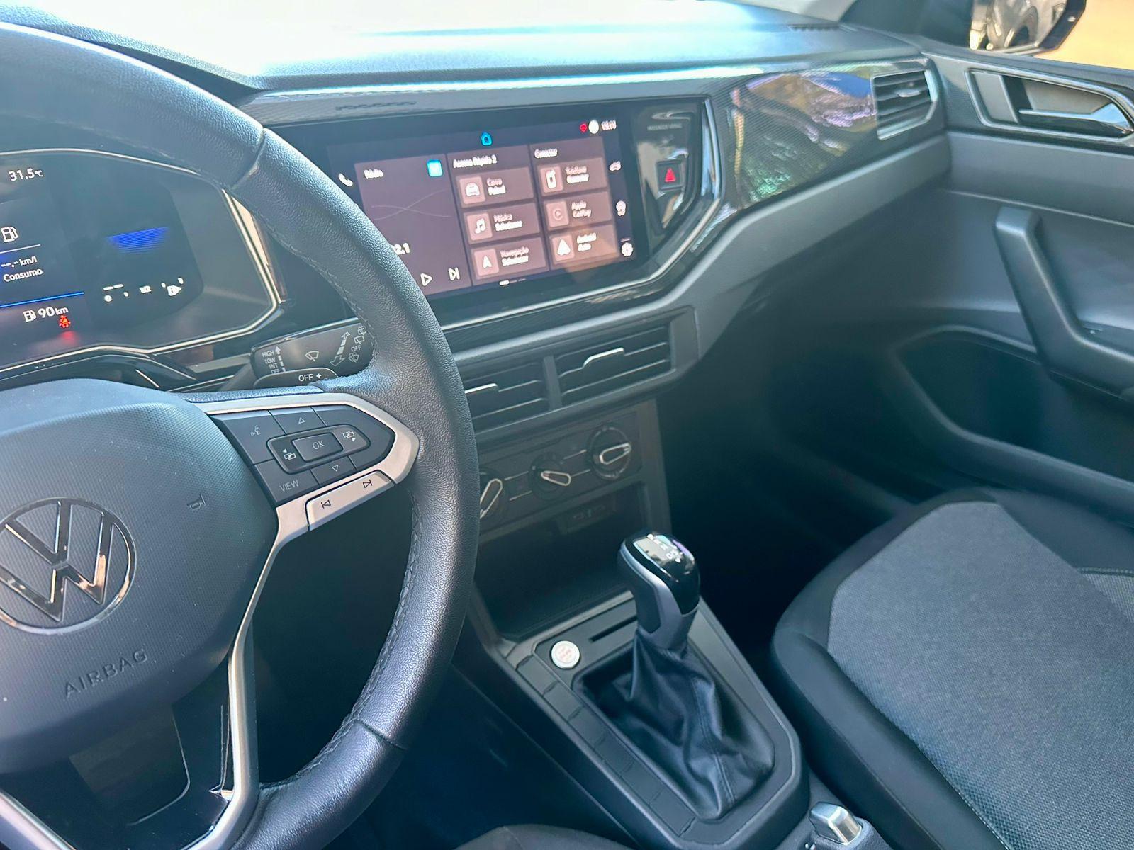 VOLKSWAGEN Polo Hatch - Foto