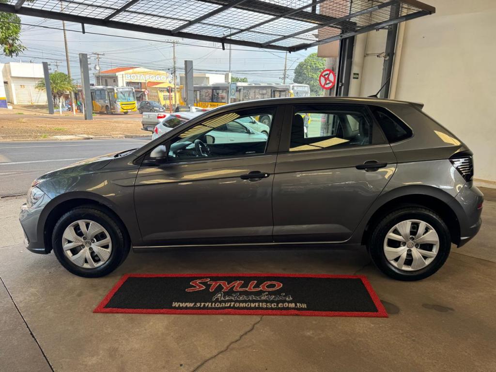 VOLKSWAGEN Polo Hatch - Foto