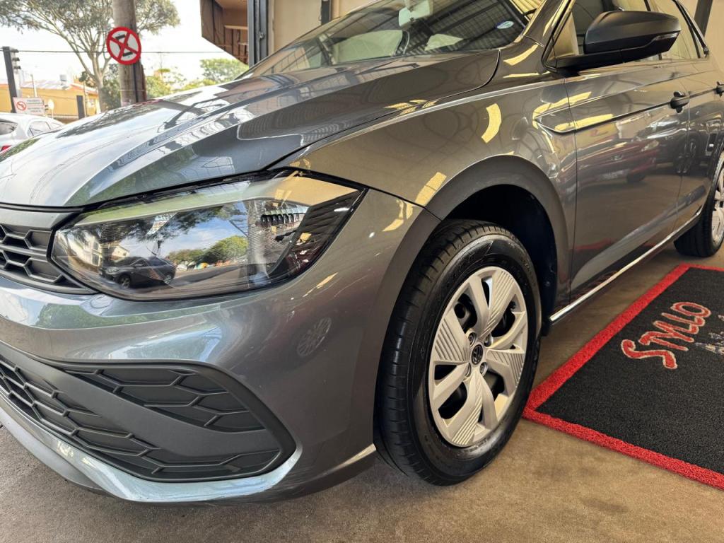 VOLKSWAGEN Polo Hatch - Foto