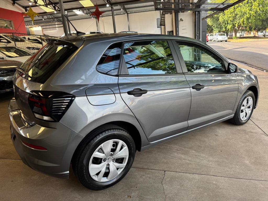 VOLKSWAGEN Polo Hatch - Foto