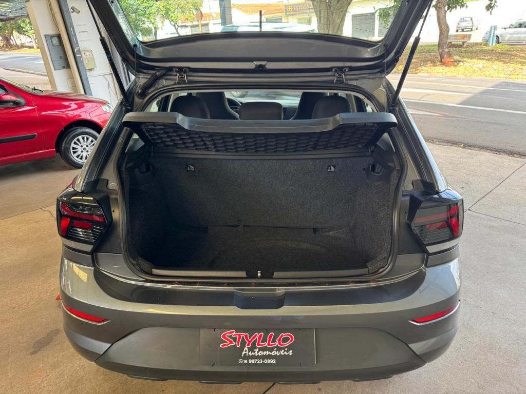 VOLKSWAGEN Polo Hatch - Foto
