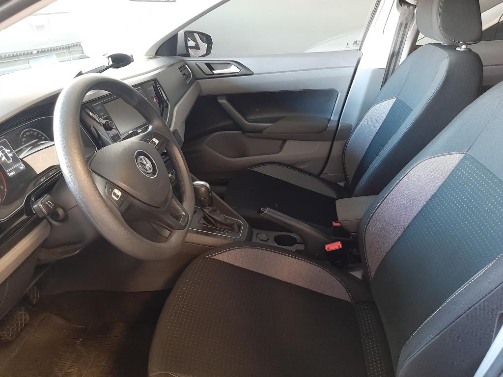 VOLKSWAGEN Polo Hatch - Foto