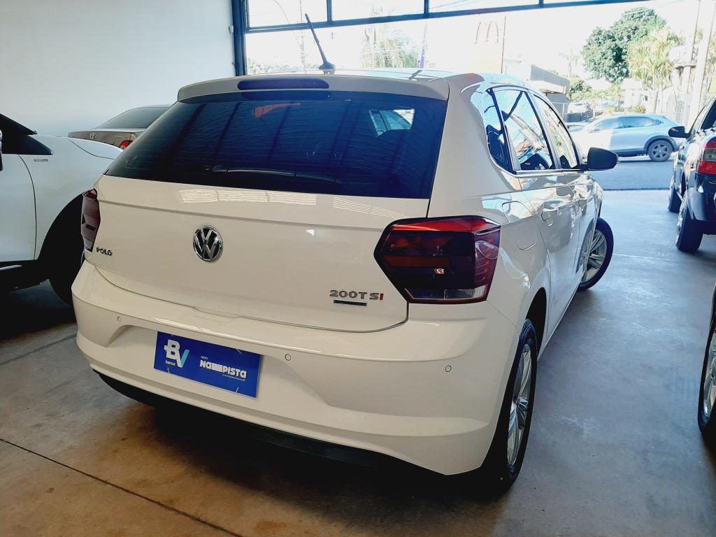 VOLKSWAGEN Polo Hatch - Foto
