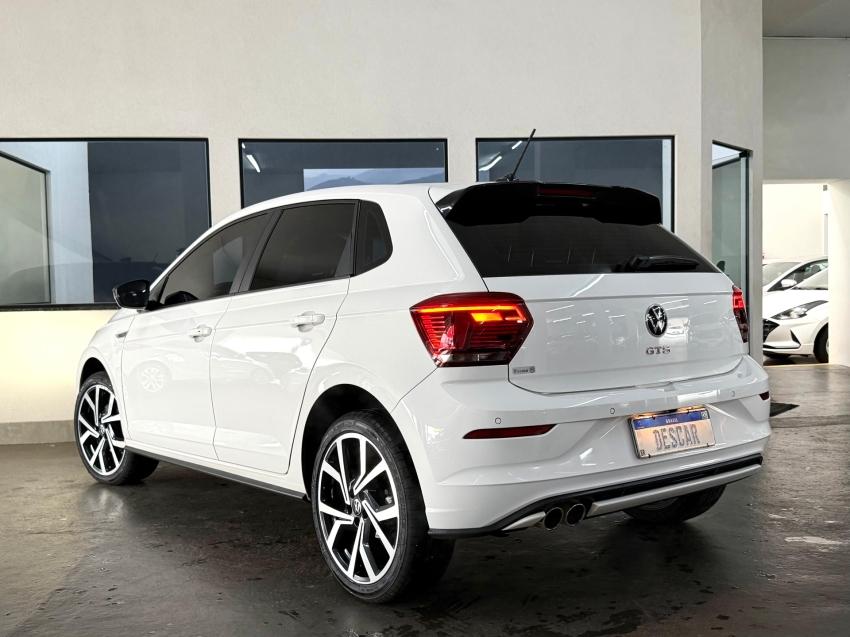 VOLKSWAGEN Polo Hatch - Foto