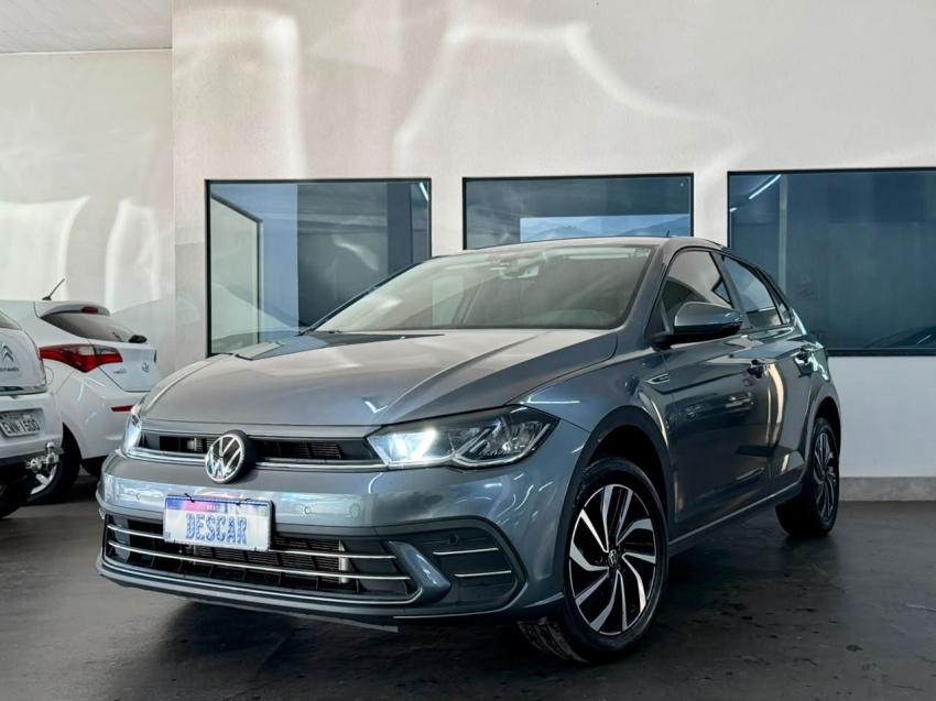 VOLKSWAGEN Polo Hatch - Foto