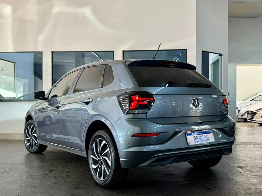 VOLKSWAGEN Polo Hatch - Foto