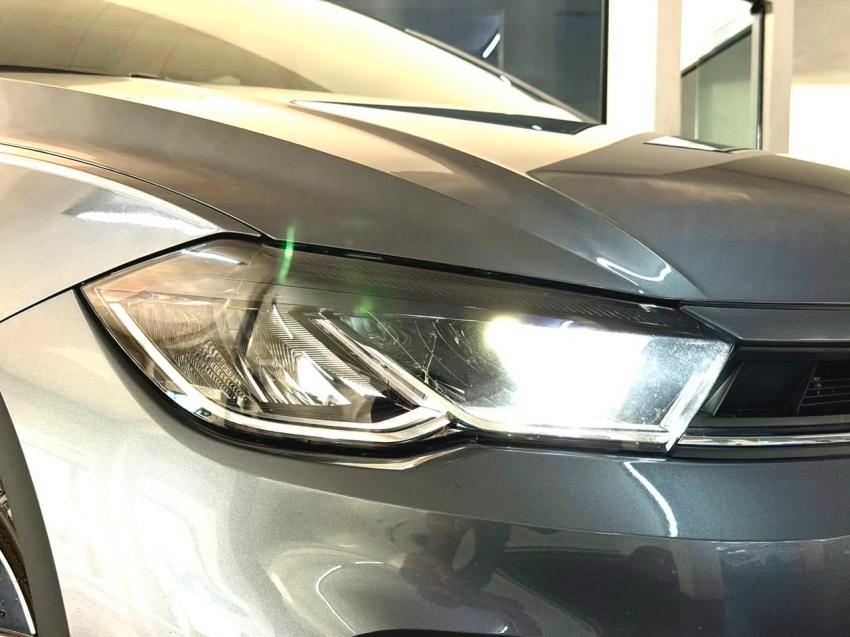 VOLKSWAGEN Polo Hatch - Foto