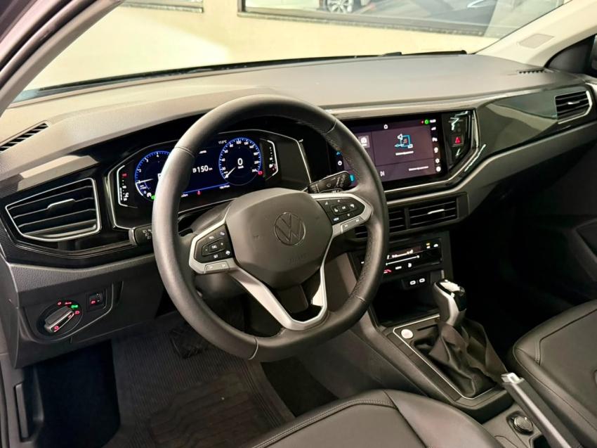 VOLKSWAGEN Polo Hatch - Foto