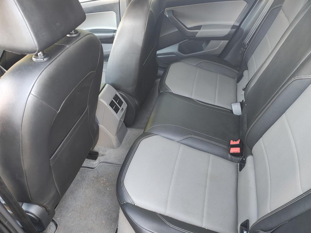 VOLKSWAGEN Polo Hatch - Foto