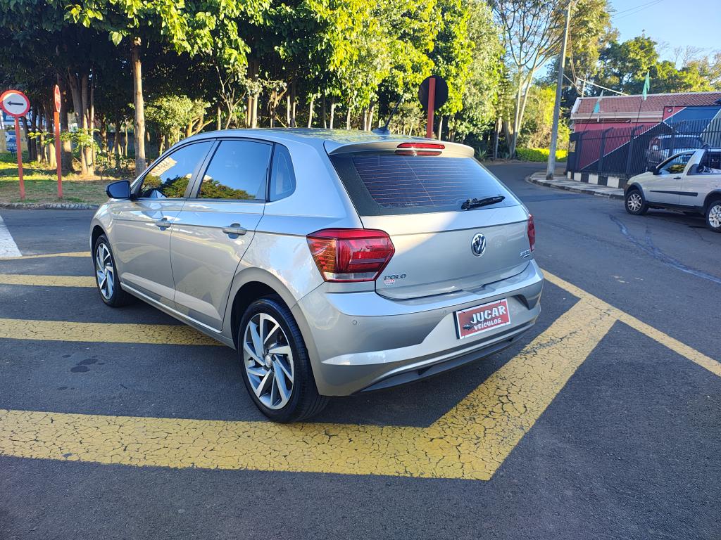 VOLKSWAGEN Polo Hatch - Foto