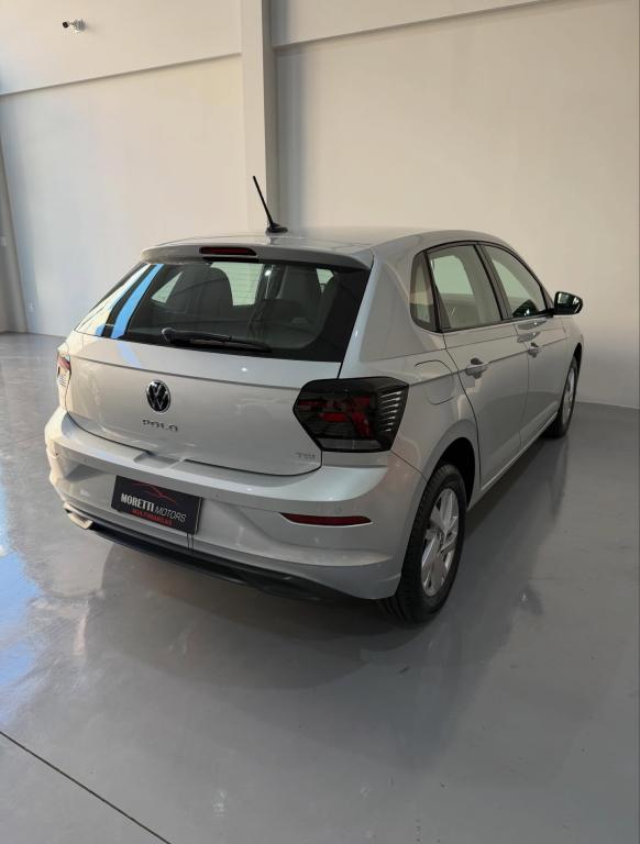 VOLKSWAGEN Polo Hatch - Foto