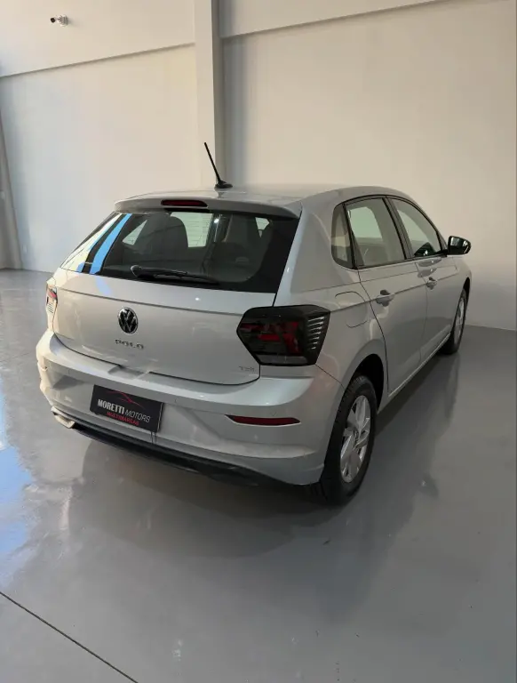 VOLKSWAGEN Polo Hatch - Foto