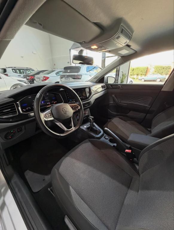 VOLKSWAGEN Polo Hatch - Foto