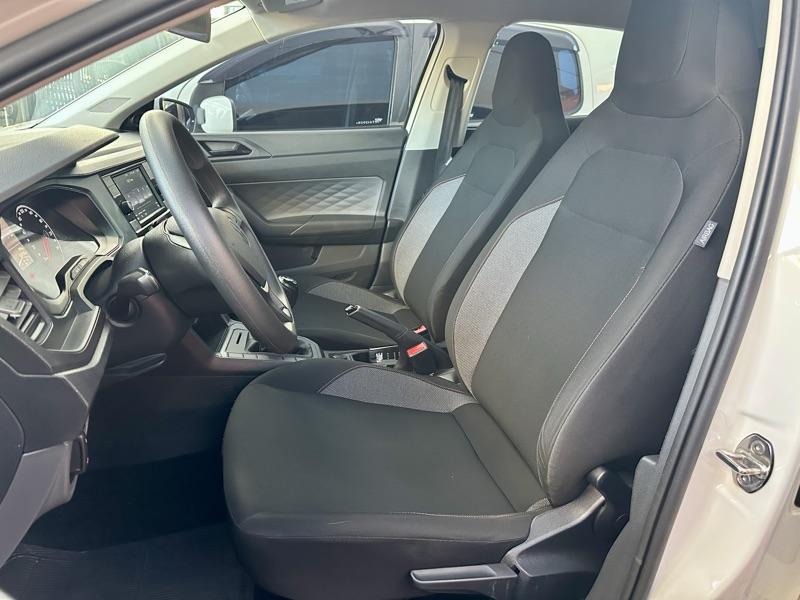 VOLKSWAGEN Polo Hatch - Foto