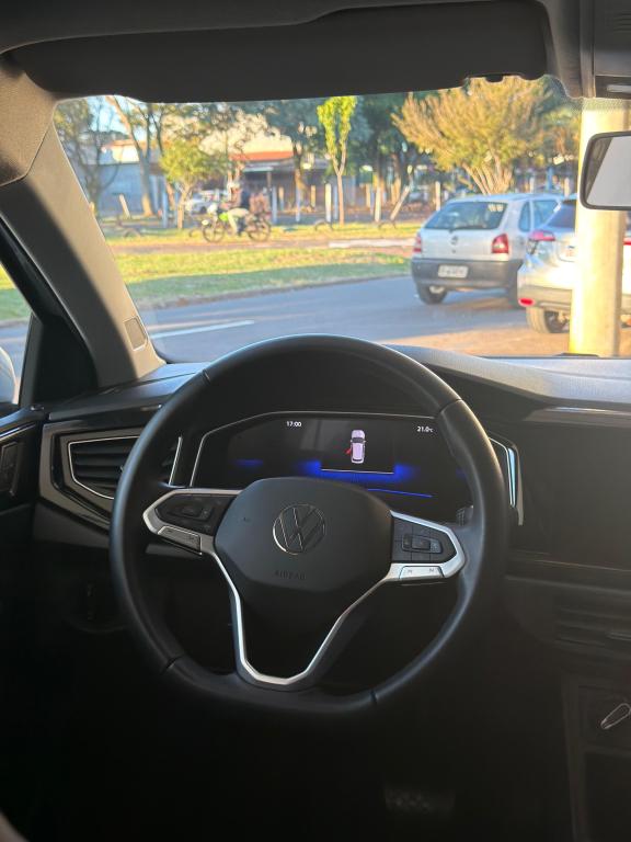 VOLKSWAGEN Polo Hatch - Foto