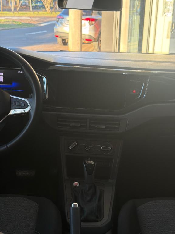VOLKSWAGEN Polo Hatch - Foto