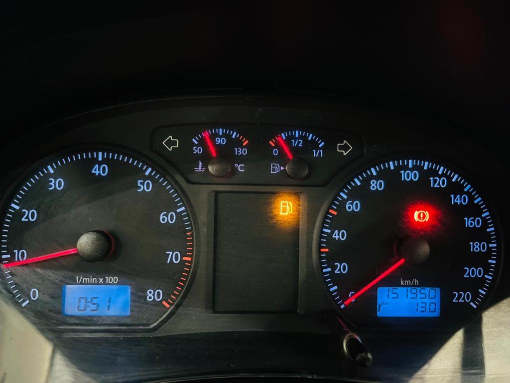 VOLKSWAGEN Polo Hatch - Foto