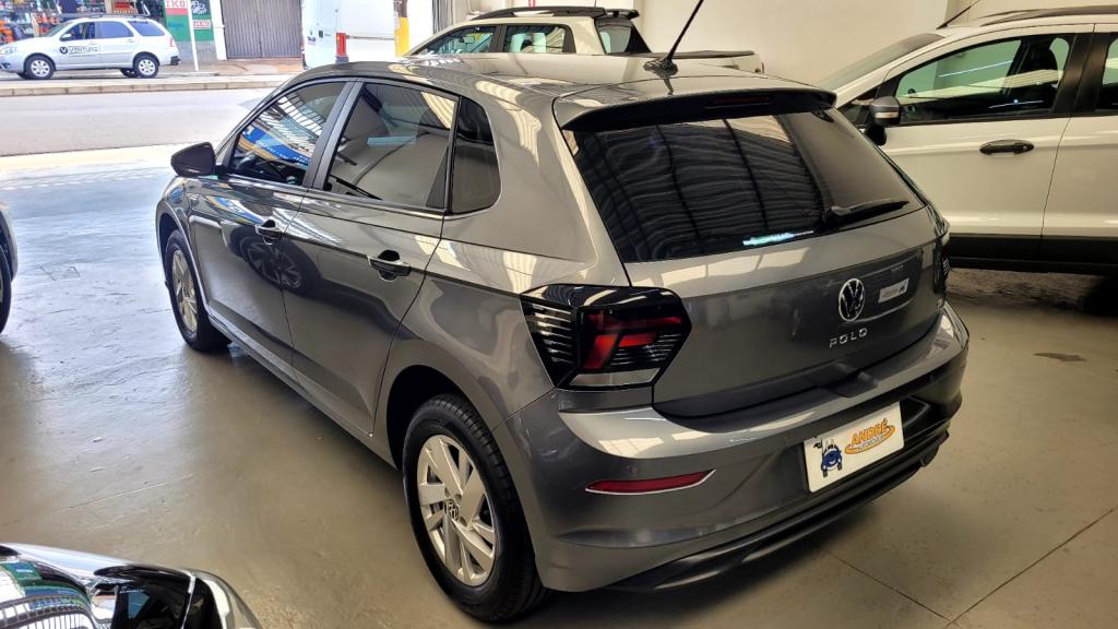 VOLKSWAGEN Polo Hatch - Foto