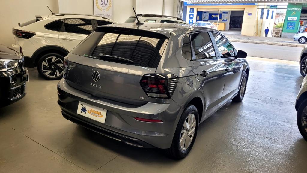 VOLKSWAGEN Polo Hatch - Foto