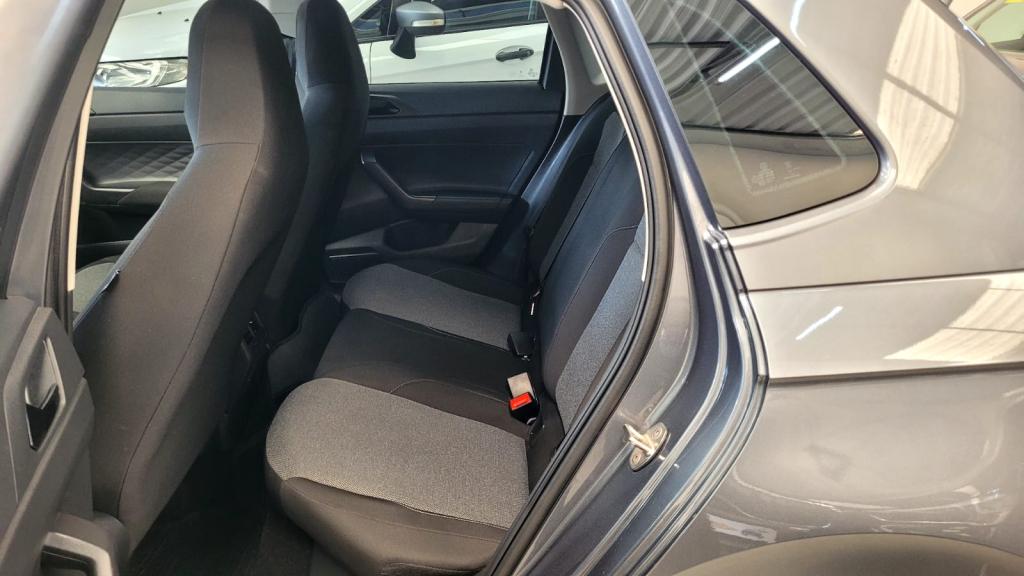 VOLKSWAGEN Polo Hatch - Foto
