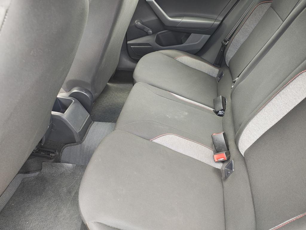 VOLKSWAGEN Polo Hatch - Foto