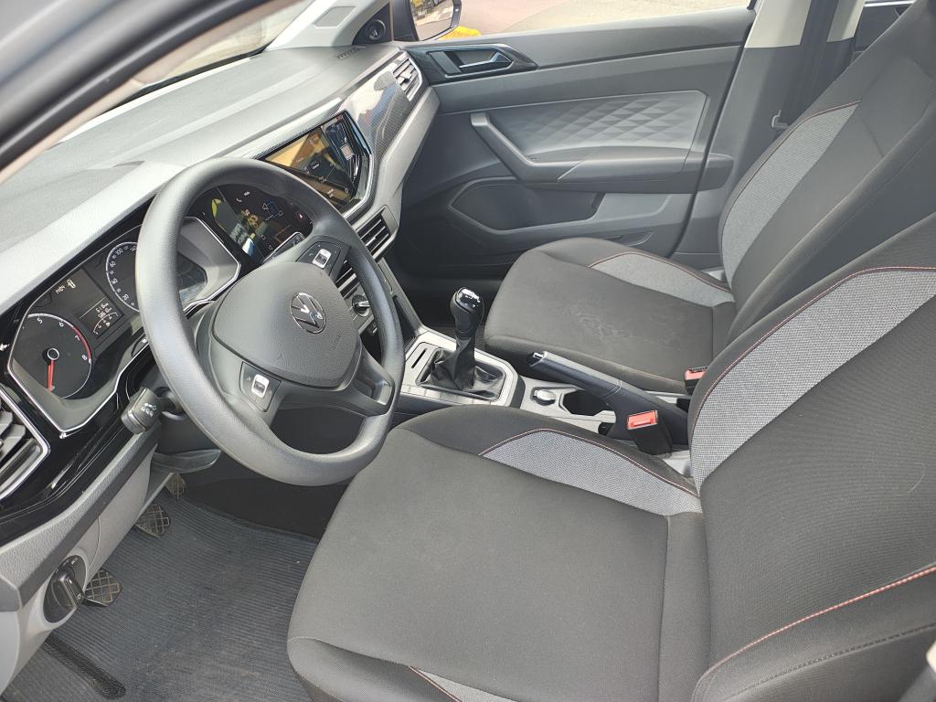 VOLKSWAGEN Polo Hatch - Foto