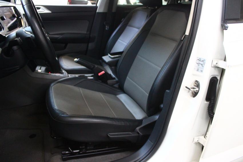 VOLKSWAGEN Polo Hatch - Foto
