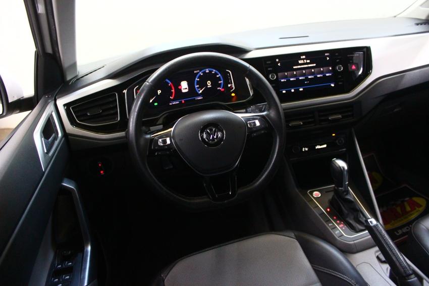 VOLKSWAGEN Polo Hatch - Foto