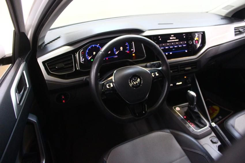 VOLKSWAGEN Polo Hatch - Foto