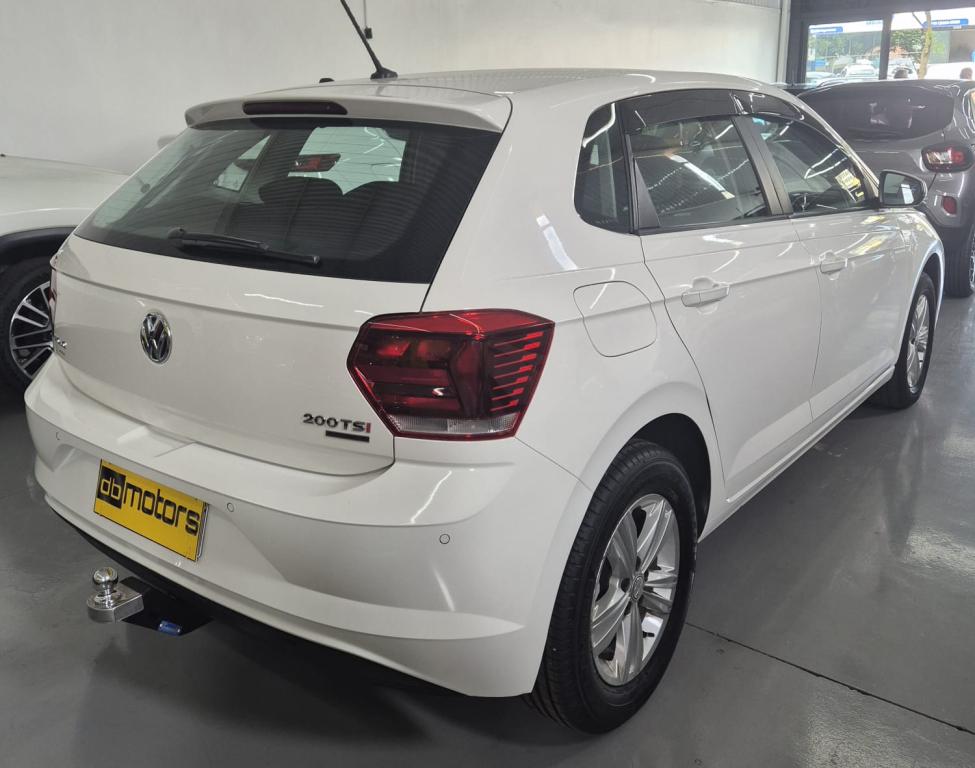 VOLKSWAGEN Polo Hatch - Foto