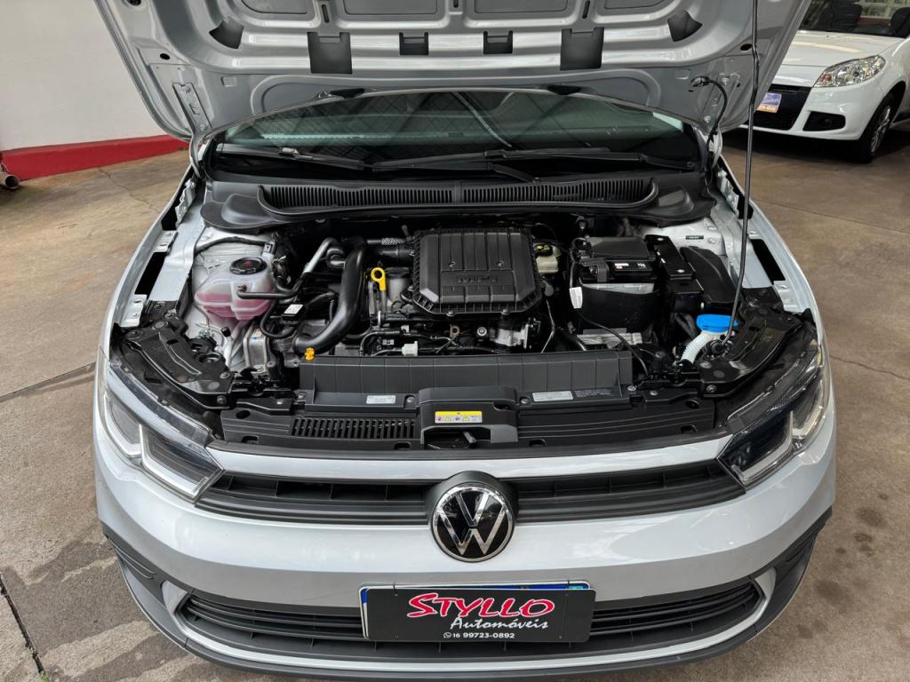 VOLKSWAGEN Polo Hatch - Foto
