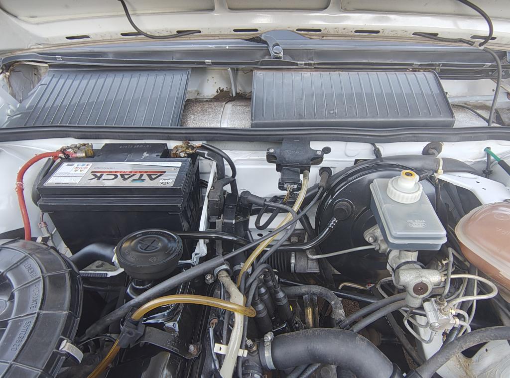 VOLKSWAGEN Santana - Foto