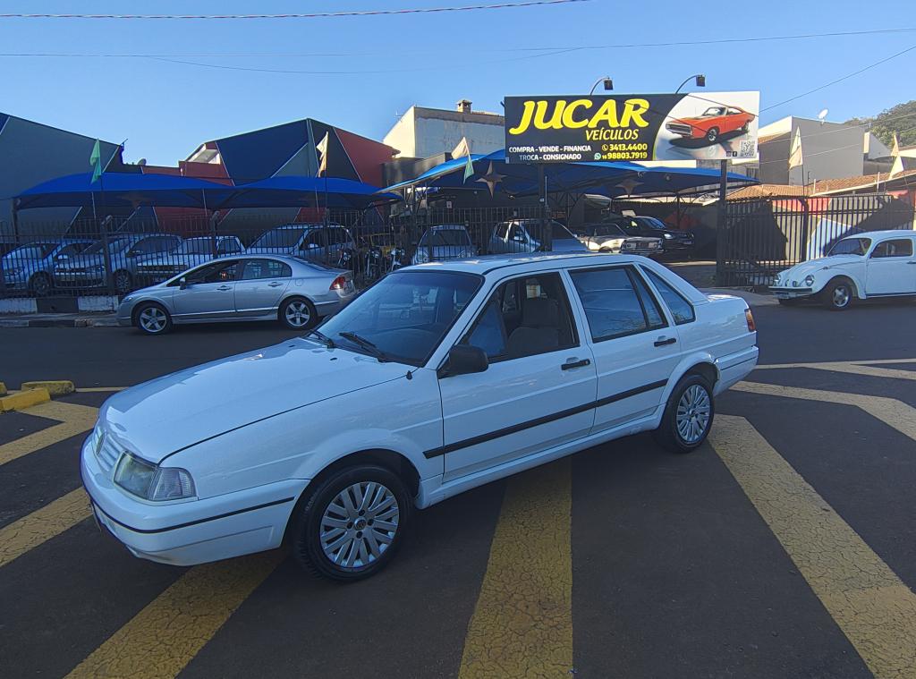 VOLKSWAGEN Santana - Foto